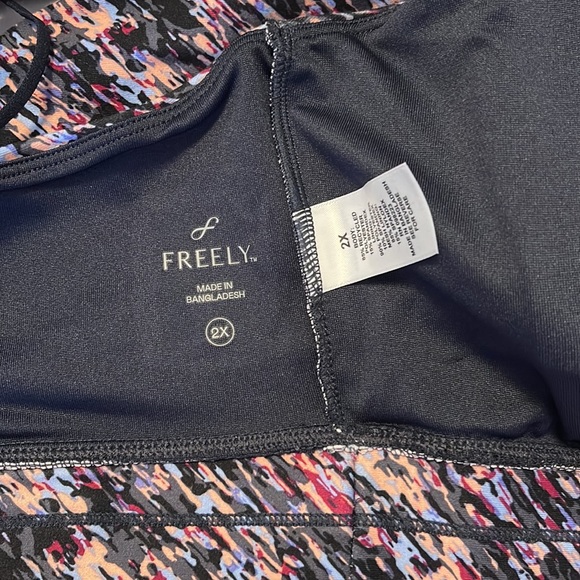 Freely sports bra - Picture 6 of 8